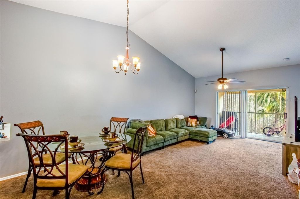 Image 12 of property listing at 13829 TIMBERLAND DRIVE 204, Orlando, FL 32824