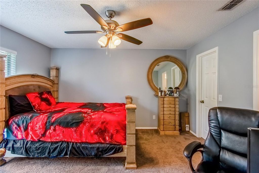 Image 21 of property listing at 13829 TIMBERLAND DRIVE 204, Orlando, FL 32824