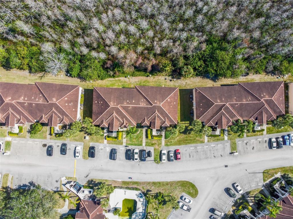 Image 25 of property listing at 13829 TIMBERLAND DRIVE 204, Orlando, FL 32824