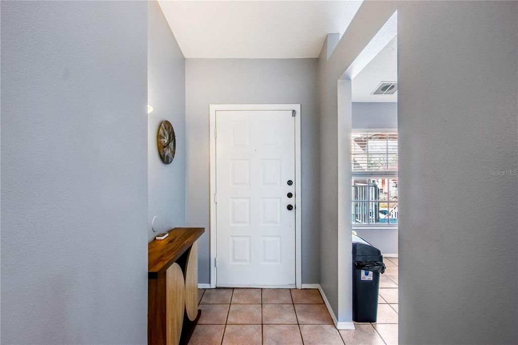 Image 5 of property listing at 13829 TIMBERLAND DRIVE 204, Orlando, FL 32824