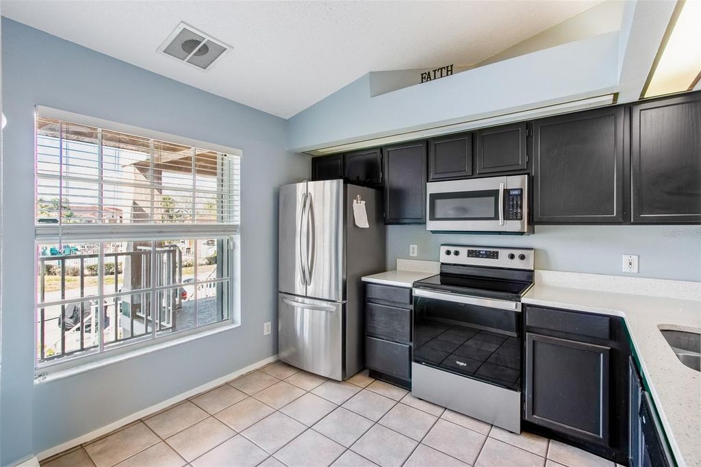 Image 7 of property listing at 13829 TIMBERLAND DRIVE 204, Orlando, FL 32824