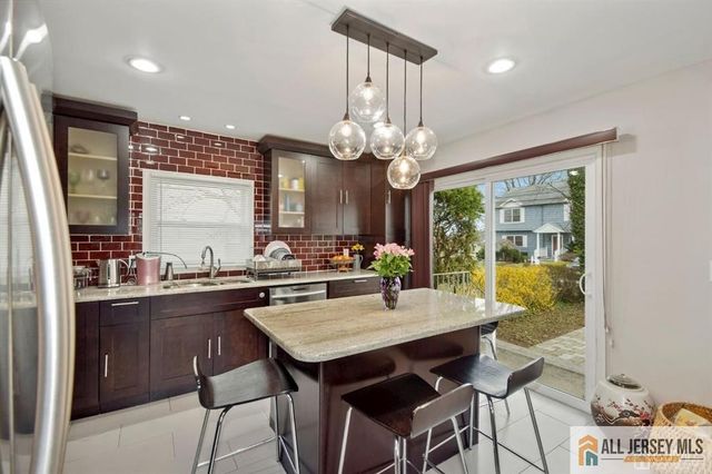 26 Hamilton Avenue, Edison, NJ 08820