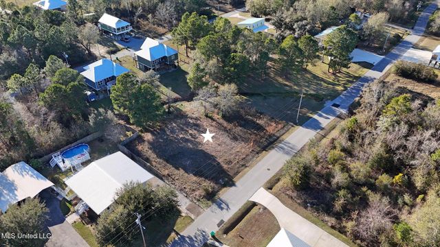 165 Vacation Lane, Waveland, MS 39576