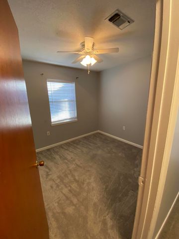 31 North Street, Mary Esther, FL 32569