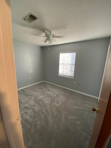 31 North Street, Mary Esther, FL 32569