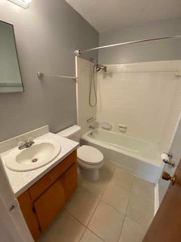 31 North Street, Mary Esther, FL 32569