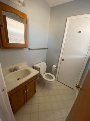 31 North Street, Mary Esther, FL 32569