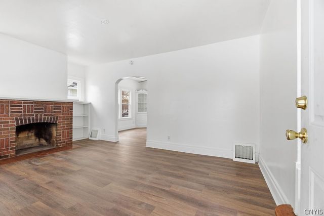 497 Pleasantview Avenue, Salina, NY 13208