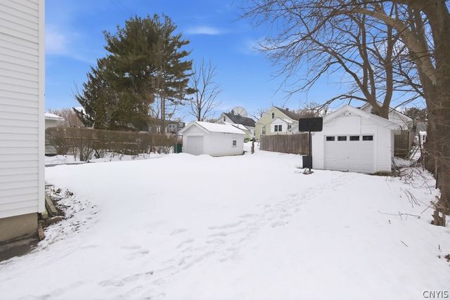 497 Pleasantview Avenue, Salina, NY 13208