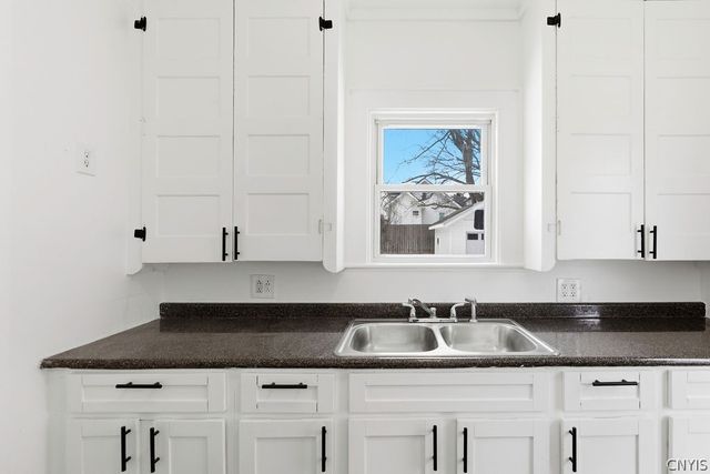 497 Pleasantview Avenue, Salina, NY 13208