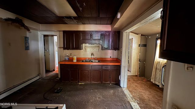 535 Knower Street, Toledo, OH 43609