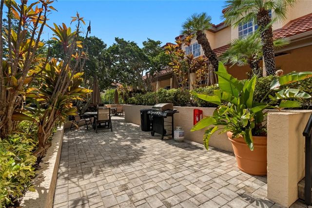 2400 FEATHER SOUND DRIVE 427, Clearwater, FL 33762