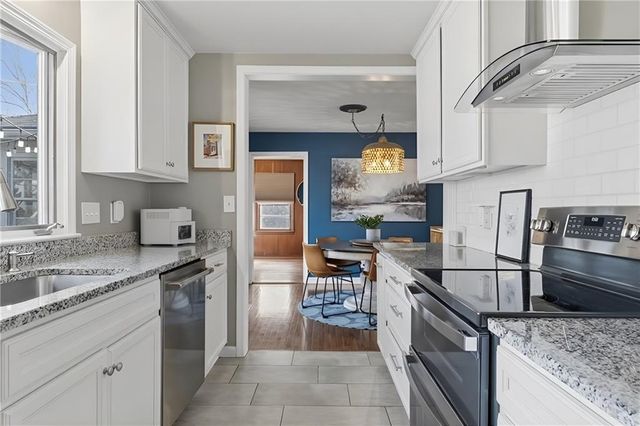 3506 W 74th Street, Prairie Village, KS 66208