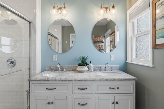 3506 W 74th Street, Prairie Village, KS 66208