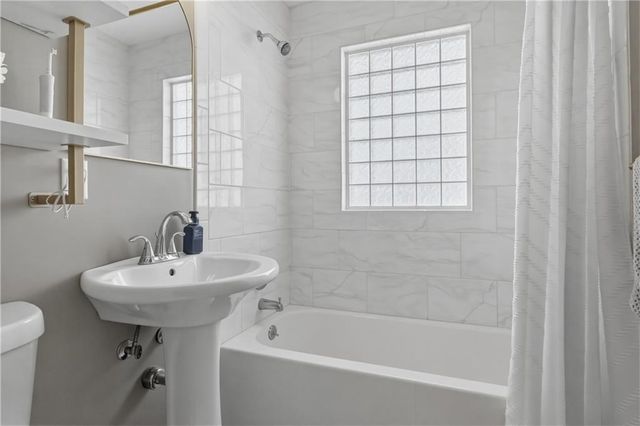 3506 W 74th Street, Prairie Village, KS 66208