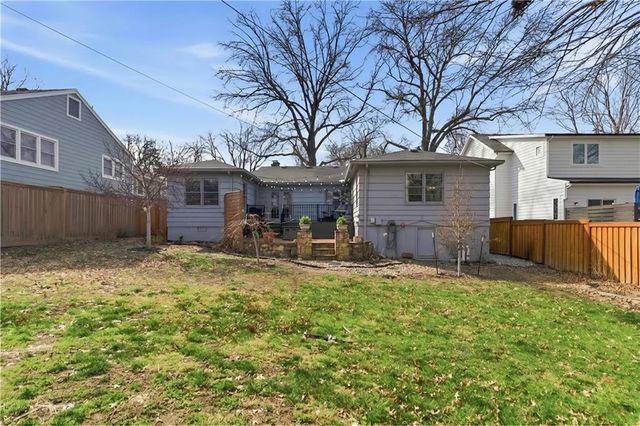 3506 W 74th Street, Prairie Village, KS 66208