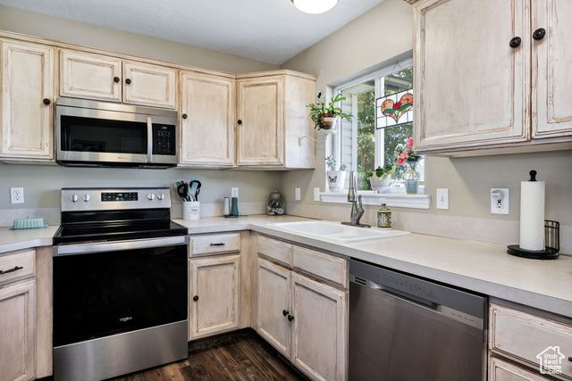 223 W 150 N, Providence, UT 84332