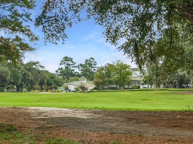 206 Golfview Lane, Summerville, SC 29485