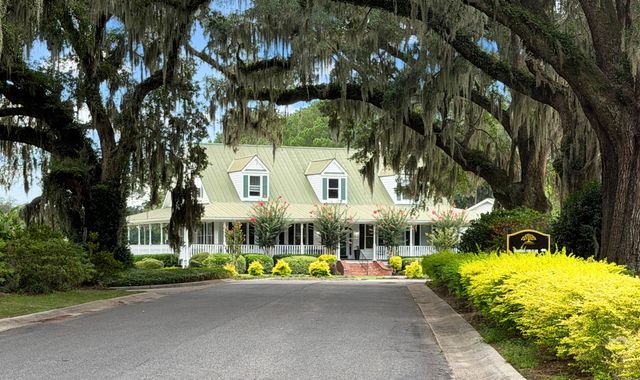 206 Golfview Lane, Summerville, SC 29485