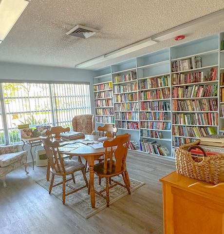 25 Lake Vista Trl Apt 204, Port St Lucie, FL 34952