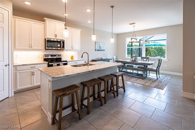 18702 Lake Hammock DR, Naples, FL 34114