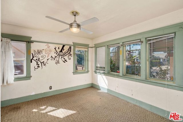 4812 Arlington Avenue, Los Angeles, CA 90043
