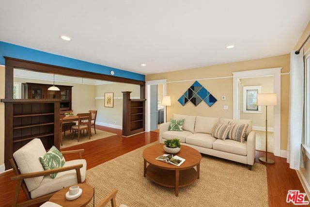 4812 Arlington Avenue, Los Angeles, CA 90043