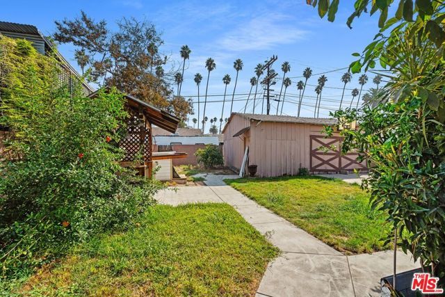 4812 Arlington Avenue, Los Angeles, CA 90043