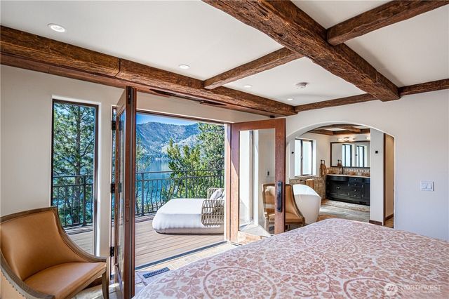 61 Washut Lane, Manson, WA 98831