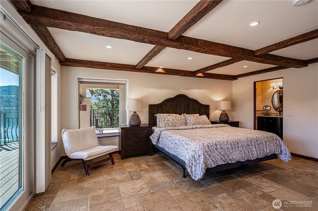 61 Washut Lane, Manson, WA 98831