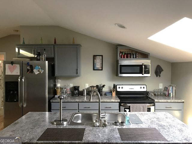 6879 Vic Ar Road, Peachtree Corners, GA 30360