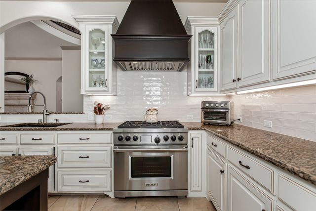 927 Mckamy Drive, Allen, TX 75013