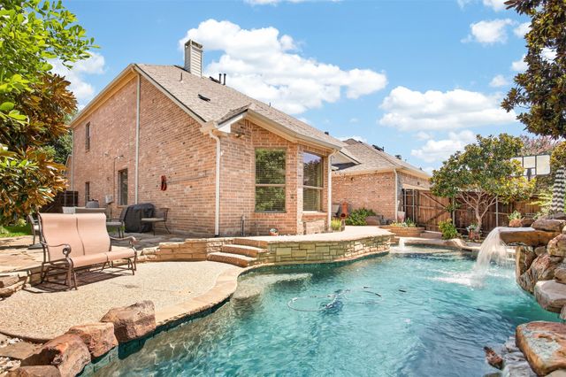 927 Mckamy Drive, Allen, TX 75013