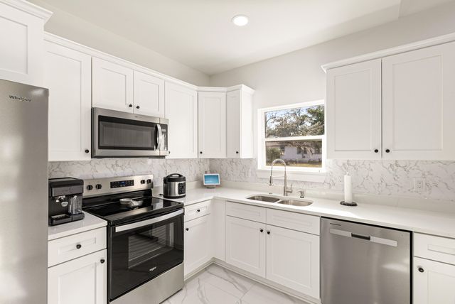 4906 E 2nd Street, Panama City, FL 32404