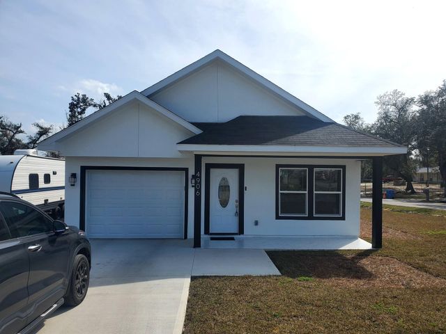 4906 E 2nd Street, Panama City, FL 32404