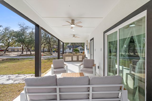 4906 E 2nd Street, Panama City, FL 32404