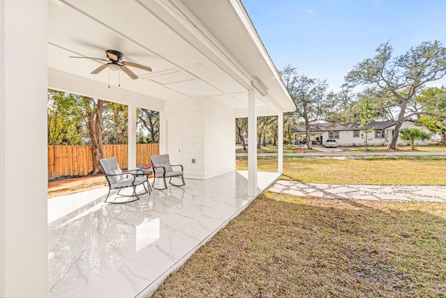 4906 E 2nd Street, Panama City, FL 32404