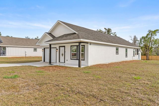 4906 E 2nd Street, Panama City, FL 32404