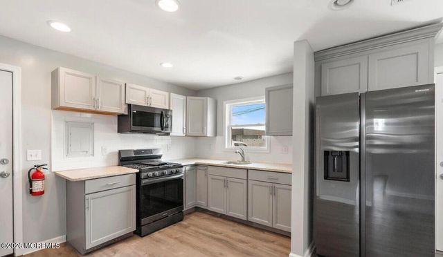 40 Bay Shore Drive A & B, Toms River, NJ 08753