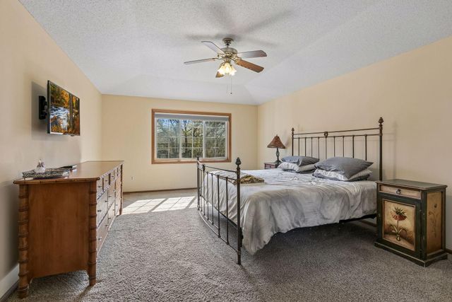3655 Urbandale Lane N, Plymouth, MN 55446