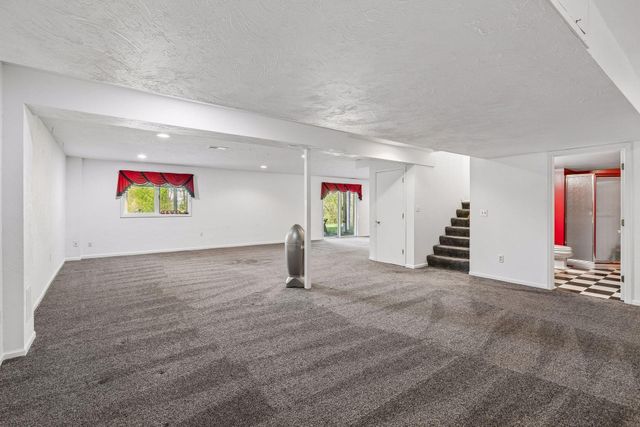 3655 Urbandale Lane N, Plymouth, MN 55446