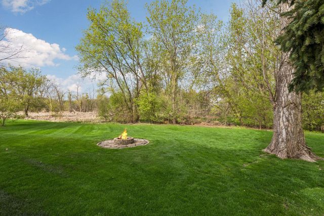 3655 Urbandale Lane N, Plymouth, MN 55446