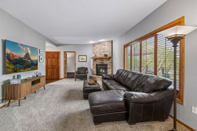 3655 Urbandale Lane N, Plymouth, MN 55446