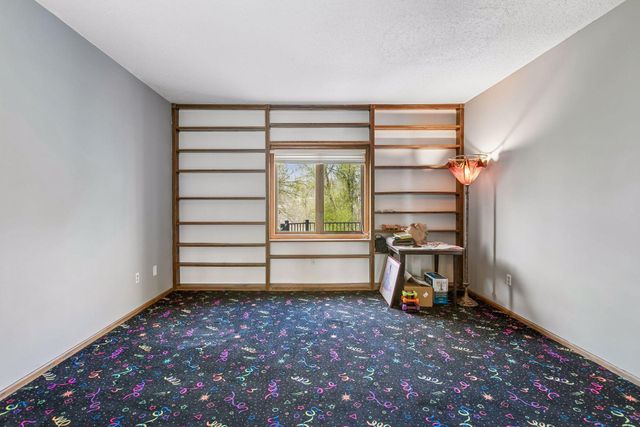 3655 Urbandale Lane N, Plymouth, MN 55446