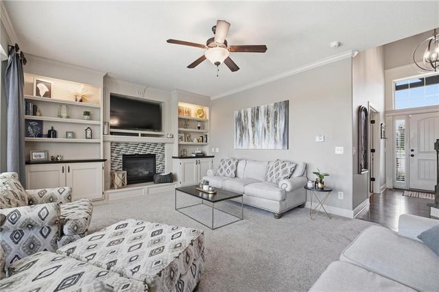 10365 N Skiles Court, Kansas City, MO 64157