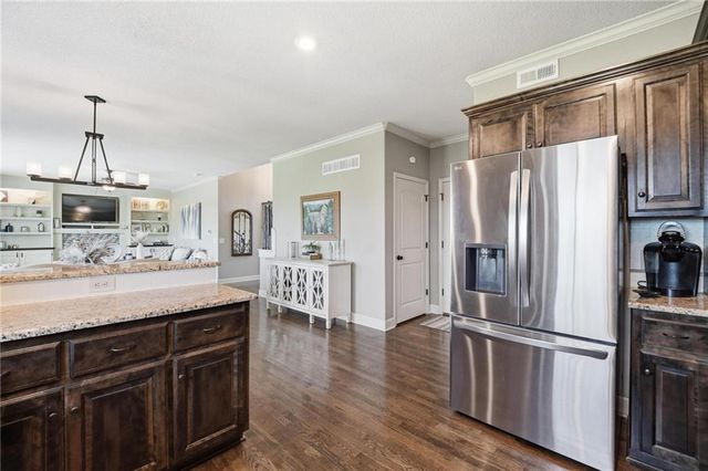 10365 N Skiles Court, Kansas City, MO 64157