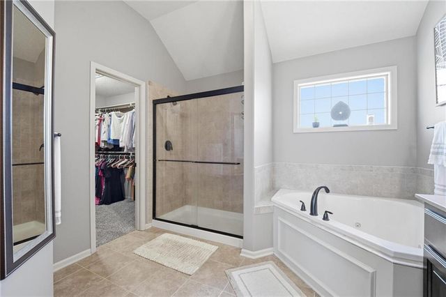 10365 N Skiles Court, Kansas City, MO 64157