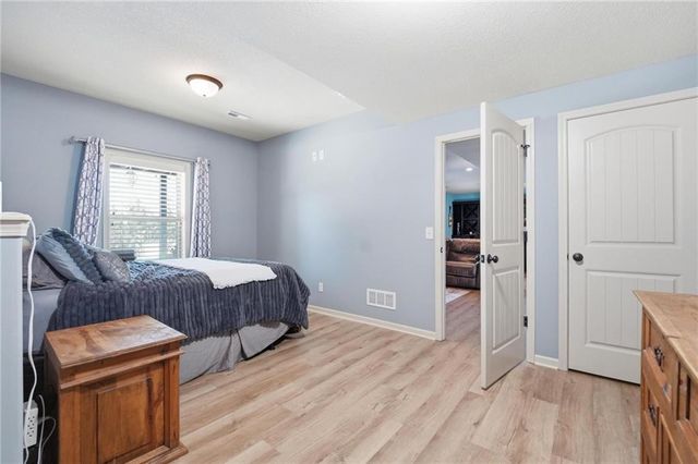 10365 N Skiles Court, Kansas City, MO 64157
