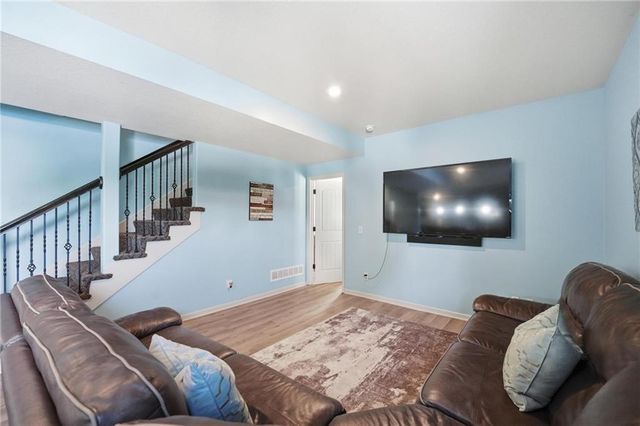 10365 N Skiles Court, Kansas City, MO 64157