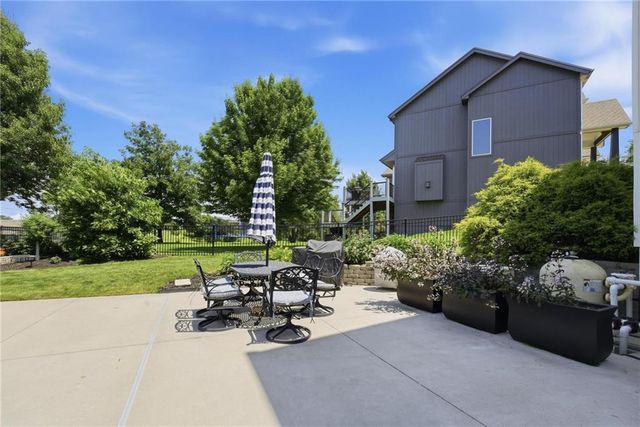 10365 N Skiles Court, Kansas City, MO 64157